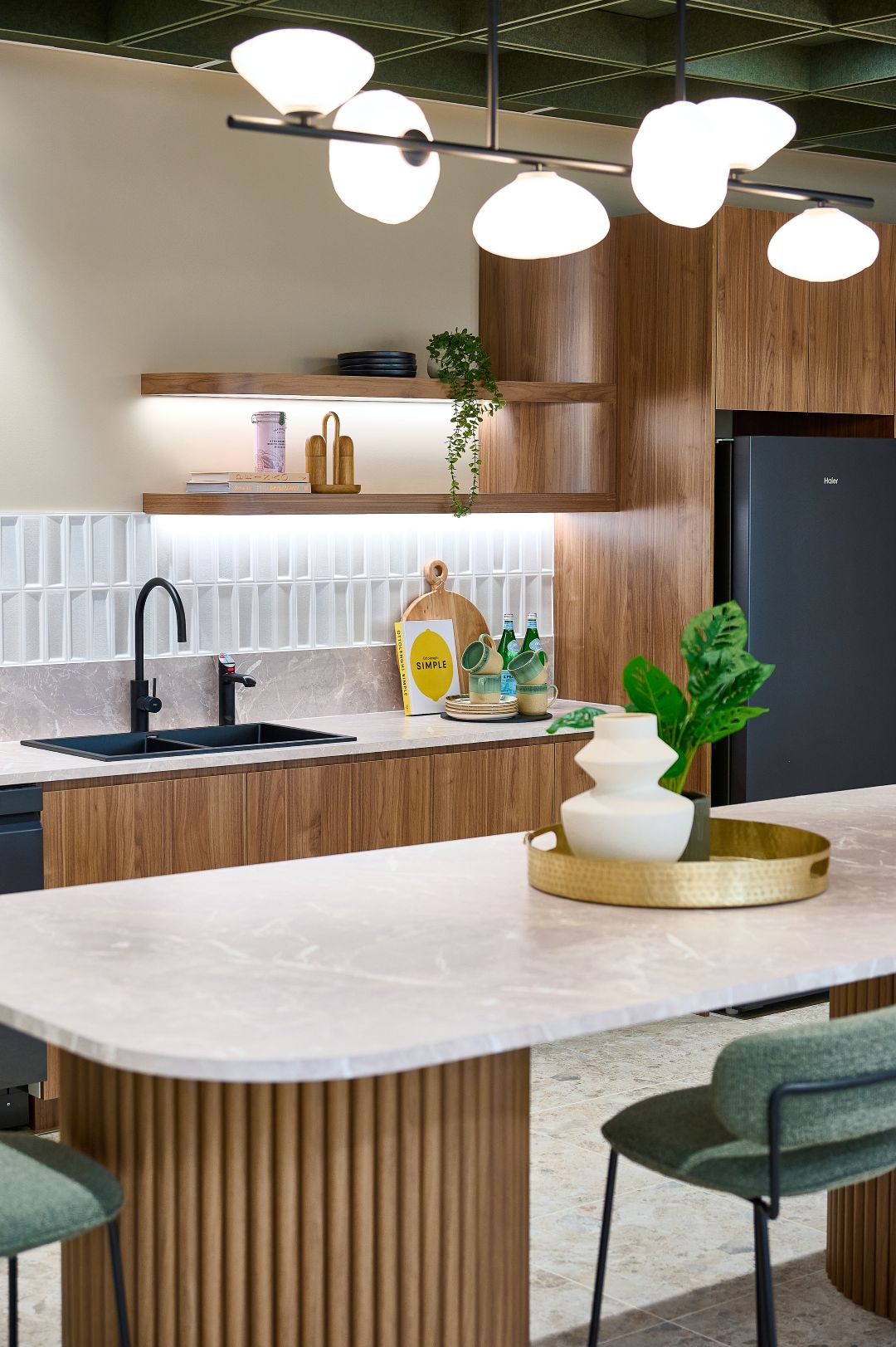 L 10 clarence breakout suite 3