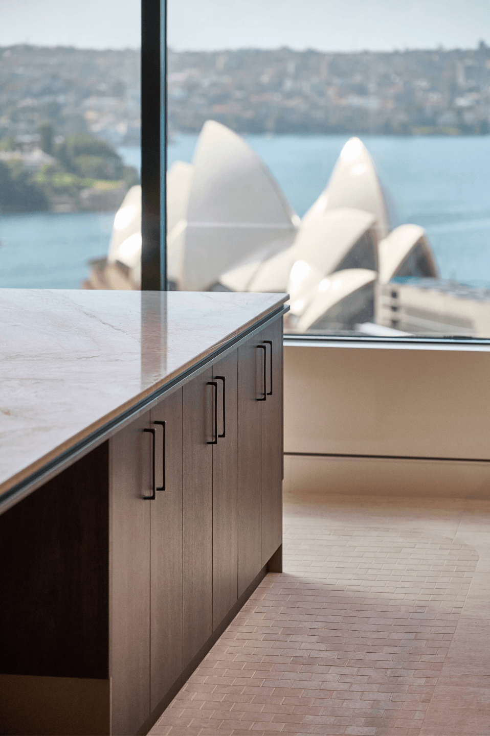 L29 Gateway sydney opera house view